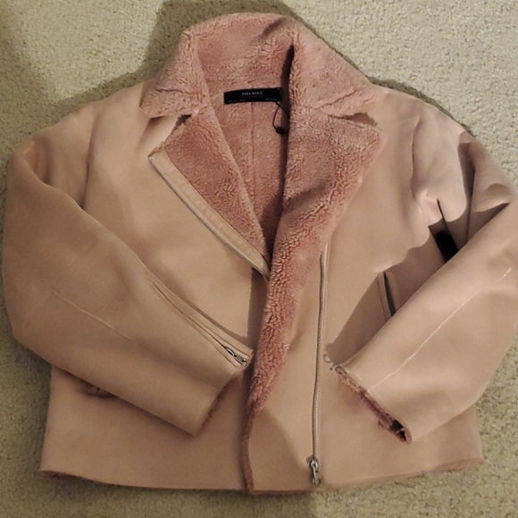 Zara Jackets & Blazers - Zara pink faux fur jacket